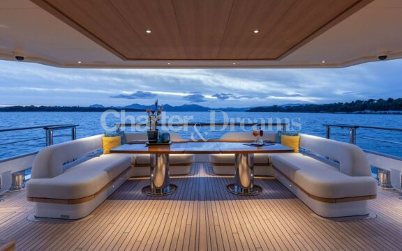 Mana I gallery image